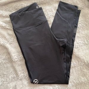 Virus leggings
